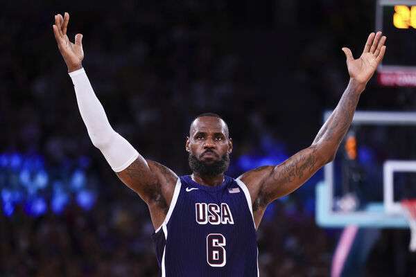 NBA詹皇代言預(yù)測(cè)平臺(tái)遭炮轟 美媒：為了利益“倒向博弈”
